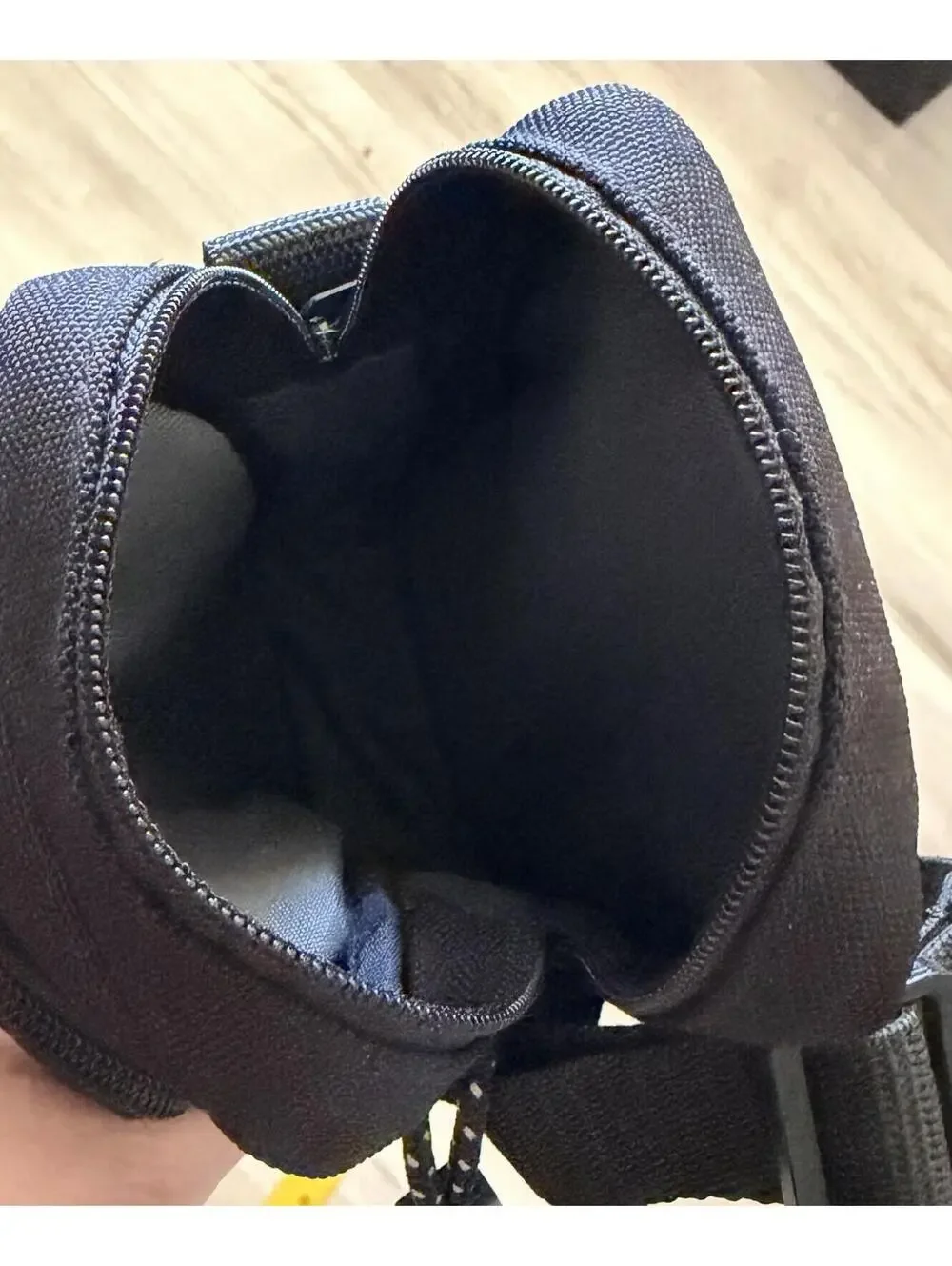 Vintage Tamrac Point and Shoot Camera Bag Pouch Black Excellent